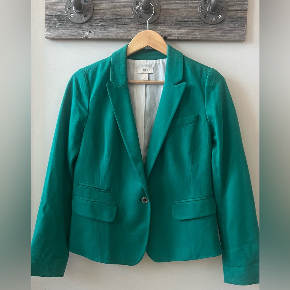 THE LOFT - Green blazer